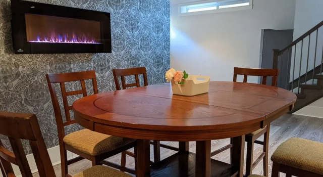 Vancouver West Cozy Retreat by Host Launch, Забронировать Гостевой дом Гостевые дома Ванкувера, рядом с Ботанический сад Ван Дузен, Гостевой дом