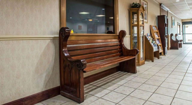 Comfort Inn Mill Hall, Rezerwuj Hotel Clintondale Pensylwania
