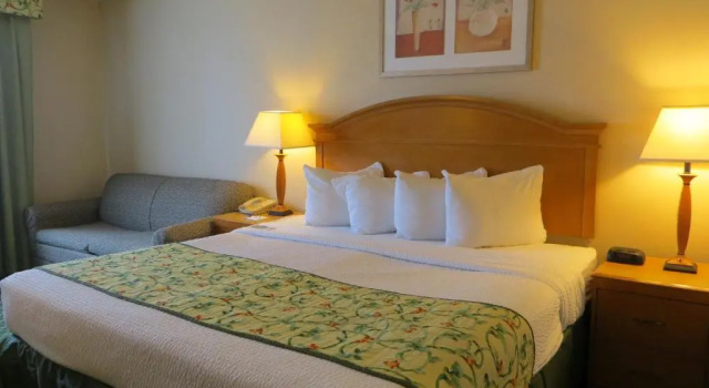 Номер Standard Baymont by Wyndham Kalamazoo East