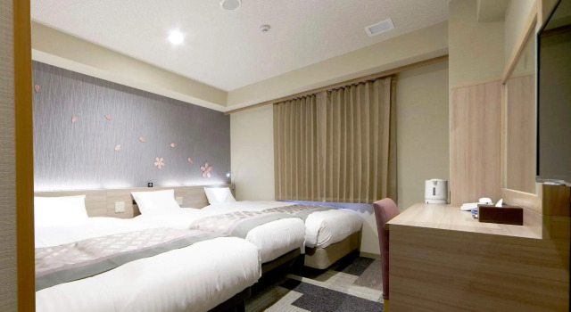 Трёхместный номер The Bridge Hotel Shinsaibashi