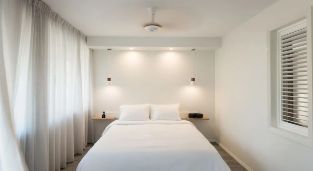 Двухместный номер Standard с балконом и с видом на окрестности Heart Hotel and Gallery Whitsundays