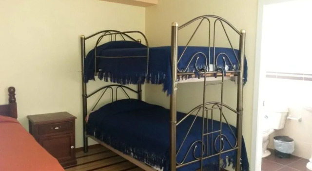 Hostal Puertas del Sol, Book Hotel Billige hoteller i Riobamba