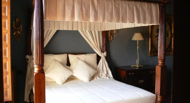 Люкс с балконом Hotel Caseta Nova