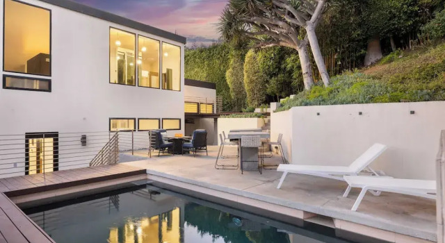 Коттедж Kings Road West Hollywood Luxury Pool, Views, Firepit, Modern Design