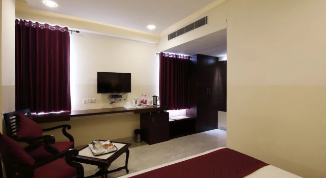 Hotel The Radiant Star, Забронировать Отель Отели штата Раджастхана с парковкой, Парковка
