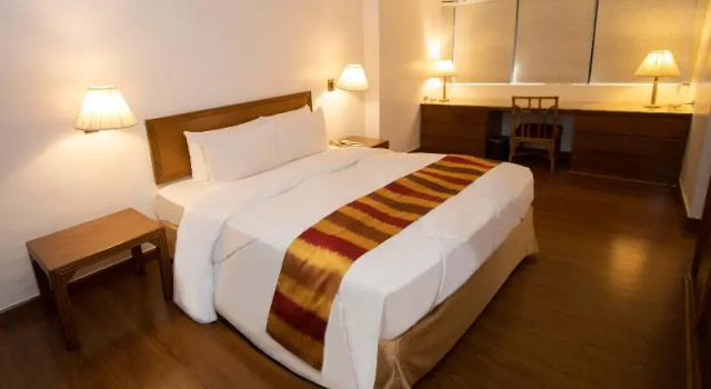 Люкс Standard Century Park Hotel