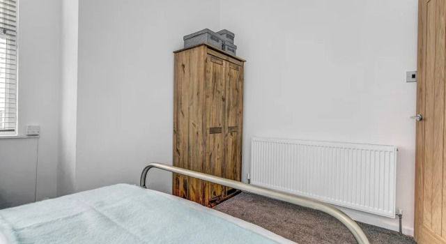 Fantastically Modern, Clean 1 Bedroom Flat for 4