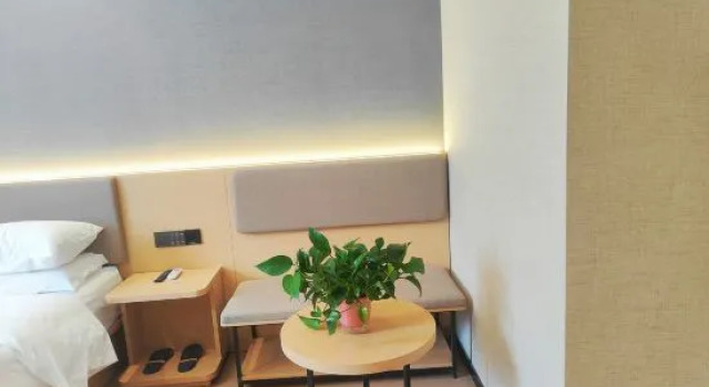 Люкс Deluxe Hotel M（TuenLauChangzhi)