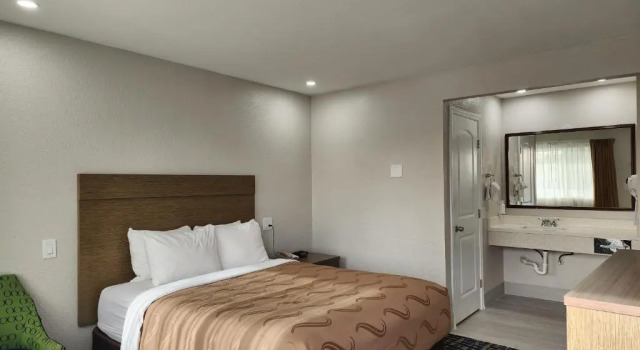 Номер Standard Quality Inn Pismo Beach