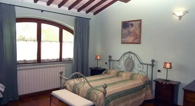 Villa Gina, Rezervați Vilă Vile în Collazzone, Vilă