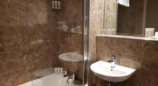 Двухместный номер Standard The Enniskillen Hotel and Motel