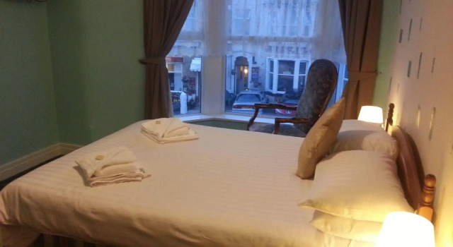 Denville Hotel, Забронировать Отель Отели Англии с завтраком, Завтраки