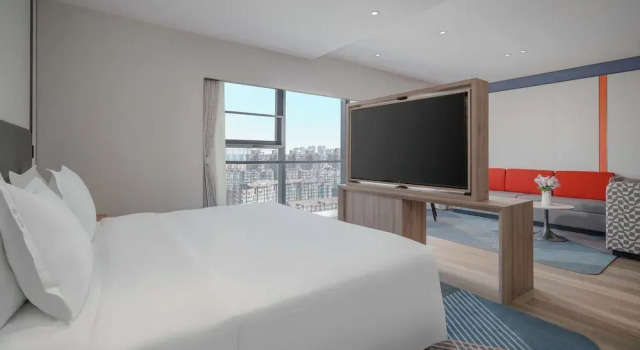 Двухместный люкс Holiday Inn Express Xian Fengdong by IHG