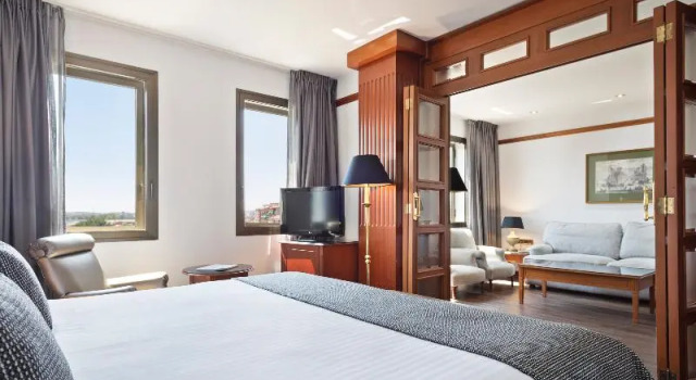 Полулюкс Standard Best Western Premier CMC Girona