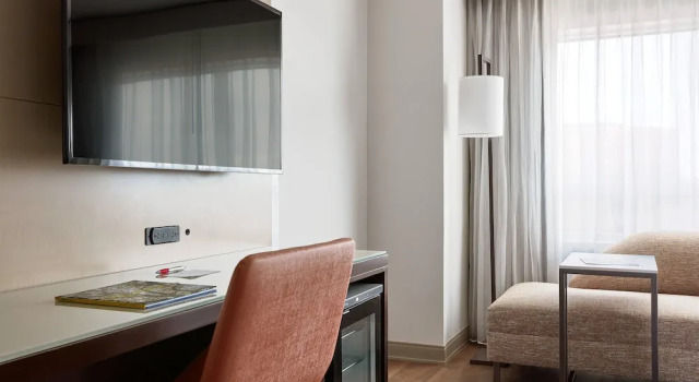 Двухместный номер Corner Executive Marriott Orlando Downtown