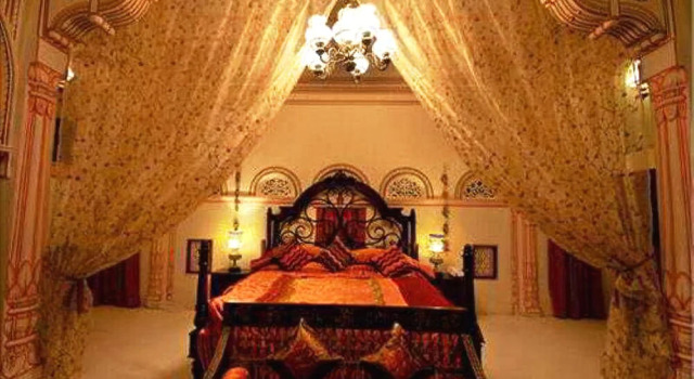 The Grand Haveli and Resort, Забронировать Курортный отель Отели штата Раджастхана с парковкой, Парковка