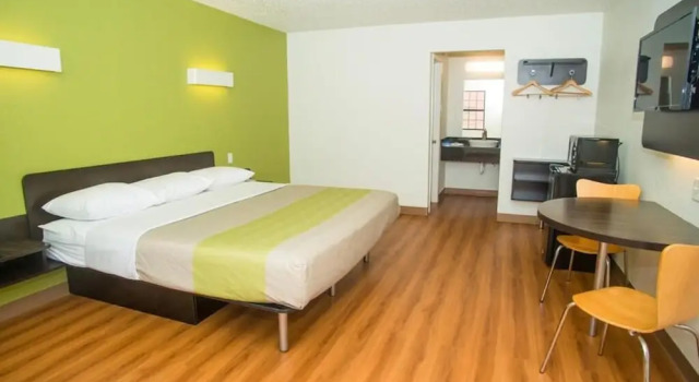 Inn And Suites Palestine, Buchen Sie Hotel Palestine Texas
