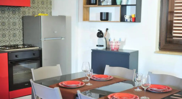 La Casetta Appartamenti, Book Hotel Businesshoteller i Taranto, 4* 5*