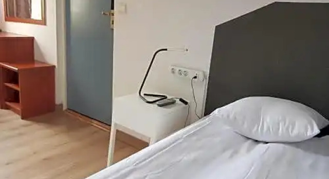Номер Economy Astoria Hotel