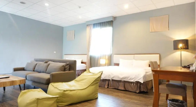 Standard- firedobbelt værelse NCNU Campus Inn