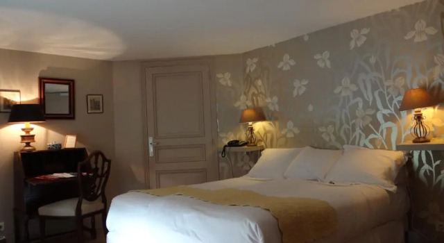 Номер Classic Le Château dEtoges - Champagne