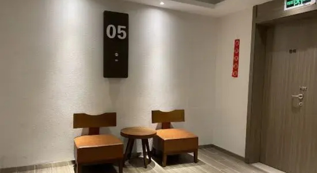 HanTing Hotel (Nanjing Fuqiao Subway Station Future City), Prenota Hotel Hotel a Jiangsu con parcheggio, Parcheggio