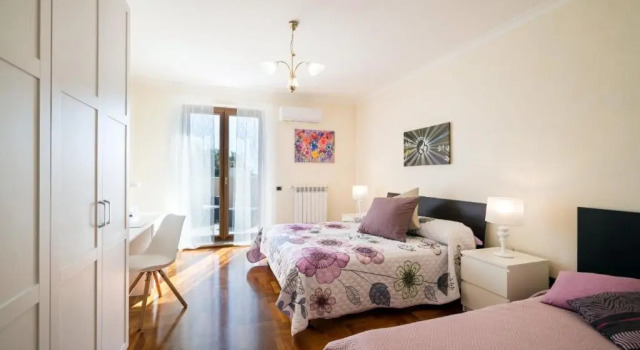 B&B Samilu', Book Bed and Breakfast Hoteller i Battipaglia med parkering, Parkering