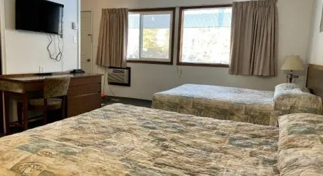 Hitching Post Motel, Prenota Motel Hotel a Saskatchewan con parcheggio, Parcheggio