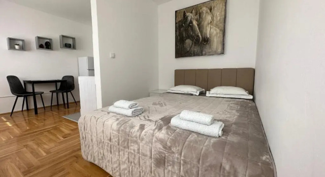 Апартаменты Aura Apartment