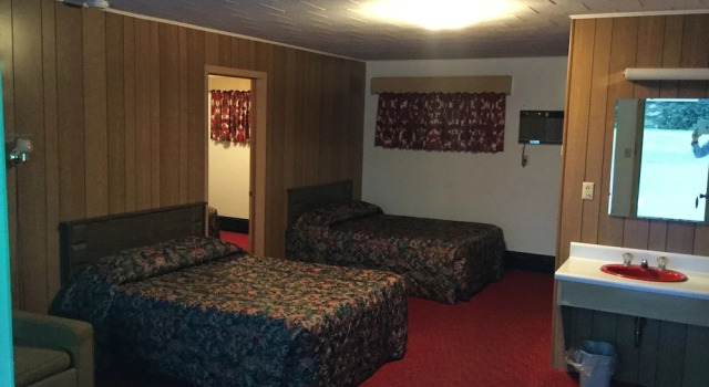 Номер Standard Cedars Motel