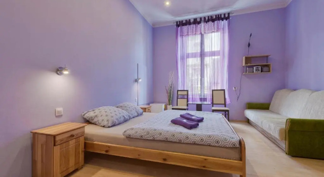 Четырёхместный номер Standard 70s Guest room