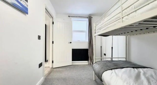 4 Guests - 2 Bedrooms - Parking - 9min City Centre, Забронировать Отель Отели Англии 3 звезды, 3*