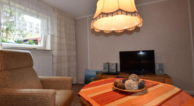 Wohnung in Alt Bukow mit Garten, Забронировать Апартаменты/квартира Альт-Буков Мекленбург-Померания