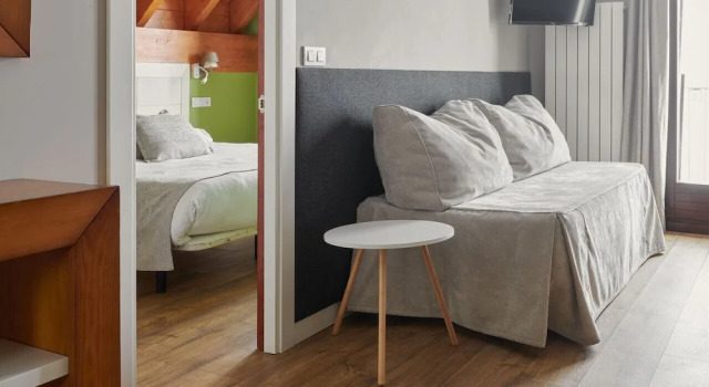 Апартаменты Apartahotel Tres Quiñones