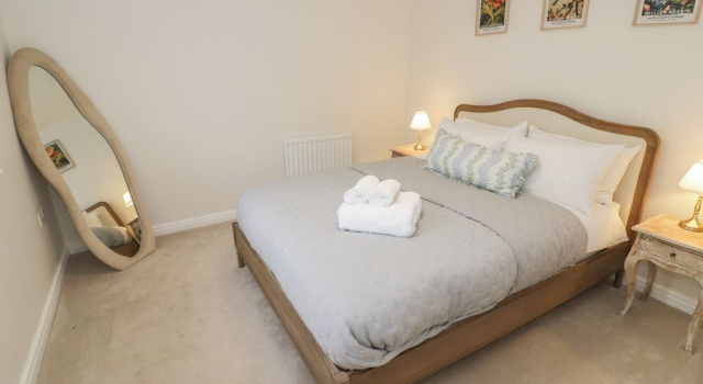 Silverstone Paddock Retreat, Book Feriehus Silverstone Northamptonshire