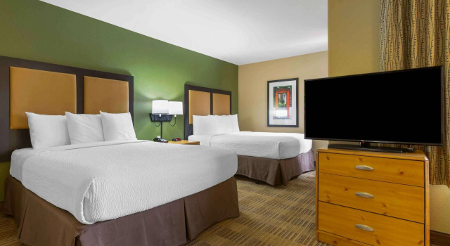 Четырёхместная студия Deluxe Extended Stay America Select Suites - Atlanta - Perimeter - Peachtree Dunwoody