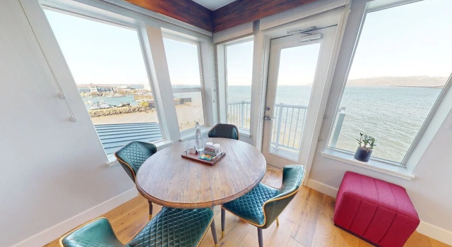 Коттедж Cannery Pier Hotel & Spa