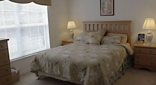 Great Pool Golf View 3 Bedroom Home by RedAwning, Забронировать Дом для отпуска Отели Lakeland - Winter Haven с парковкой, Парковка