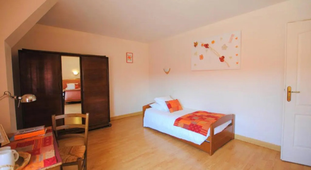La Janenquelle, Prenota Hotel Sarry Champagne