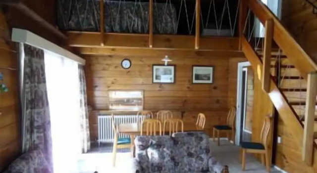 Utuhina Hot Springs Lodge