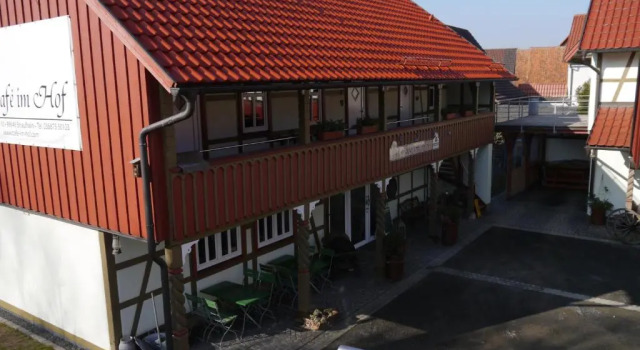 Standard- dobbelt værelse med haveudsigt Café im Hof