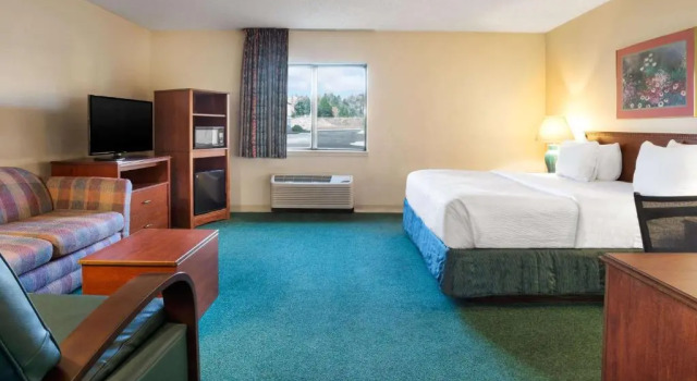 Двухместный номер Executive La Quinta Inn by Wyndham Wausau