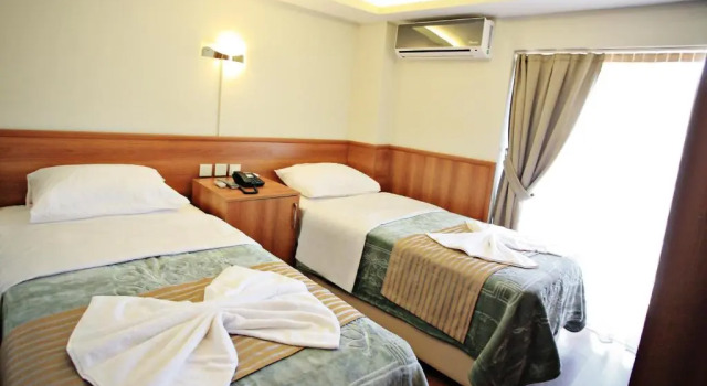 Двухместный номер Standard Taksim Palace Hotel