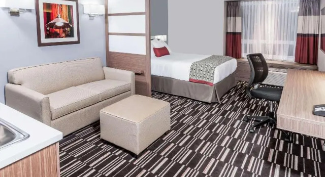 Номер Standard Microtel Inn & Suites by Wyndham Fort Saint John