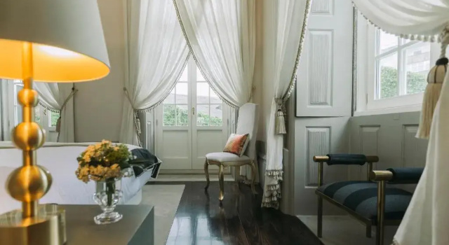 Полулюкс Torel Palace Porto