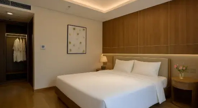 Полулюкс Nature Hotel - Lac Long Quan