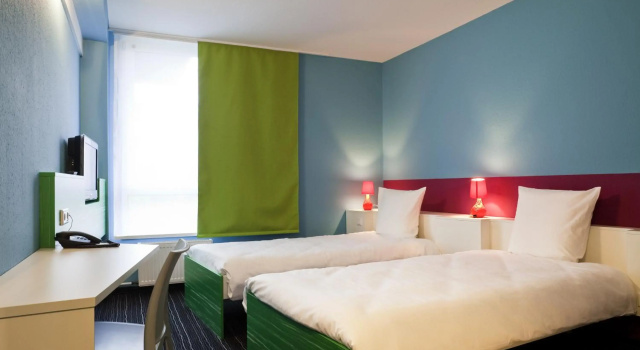 ibis Styles Duesseldorf-Neuss, Забронировать Отель Нойс Северный Рейн-Вестфалия, рядом с Базилика Святого Квирина