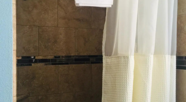 Люкс с 2 комнатами Dolphin Cove Motel
