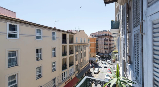 Guest House Maccarani, Забронировать Гостевой дом Ницца Приморские Альпы, рядом с Набережная Соединенных Штатов