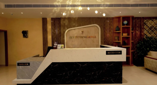 Hotel Sky International, Забронировать Отель Отели штата Кералы 3 звезды, 3*